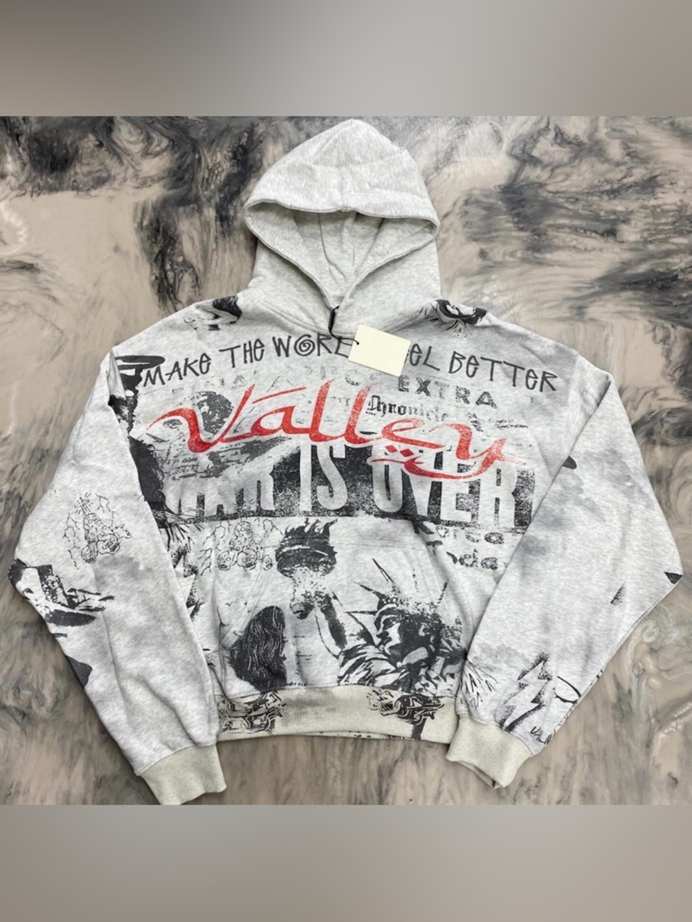 Vale Forever Mural Hoodie Medium Graphic Pullover